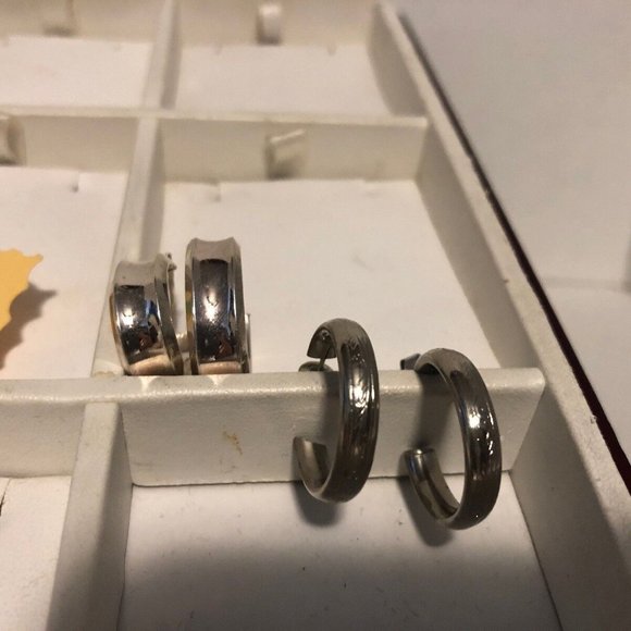 Lot Of 12 Pair Small Vintage Pierced Earrings (579) - Picture 4 of 5